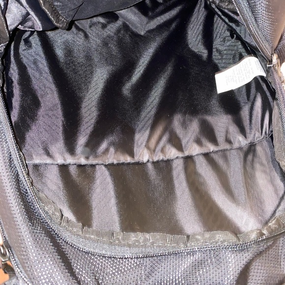 🆕 Oakley Bathroom Sink Backpack Y2K - Picture 2 of 16